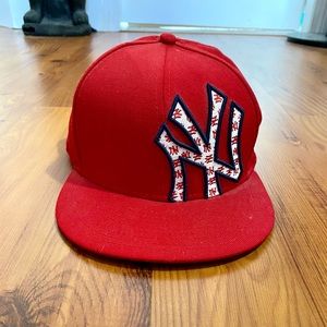 New Era New York Yankees Big Logo Fitted Cap